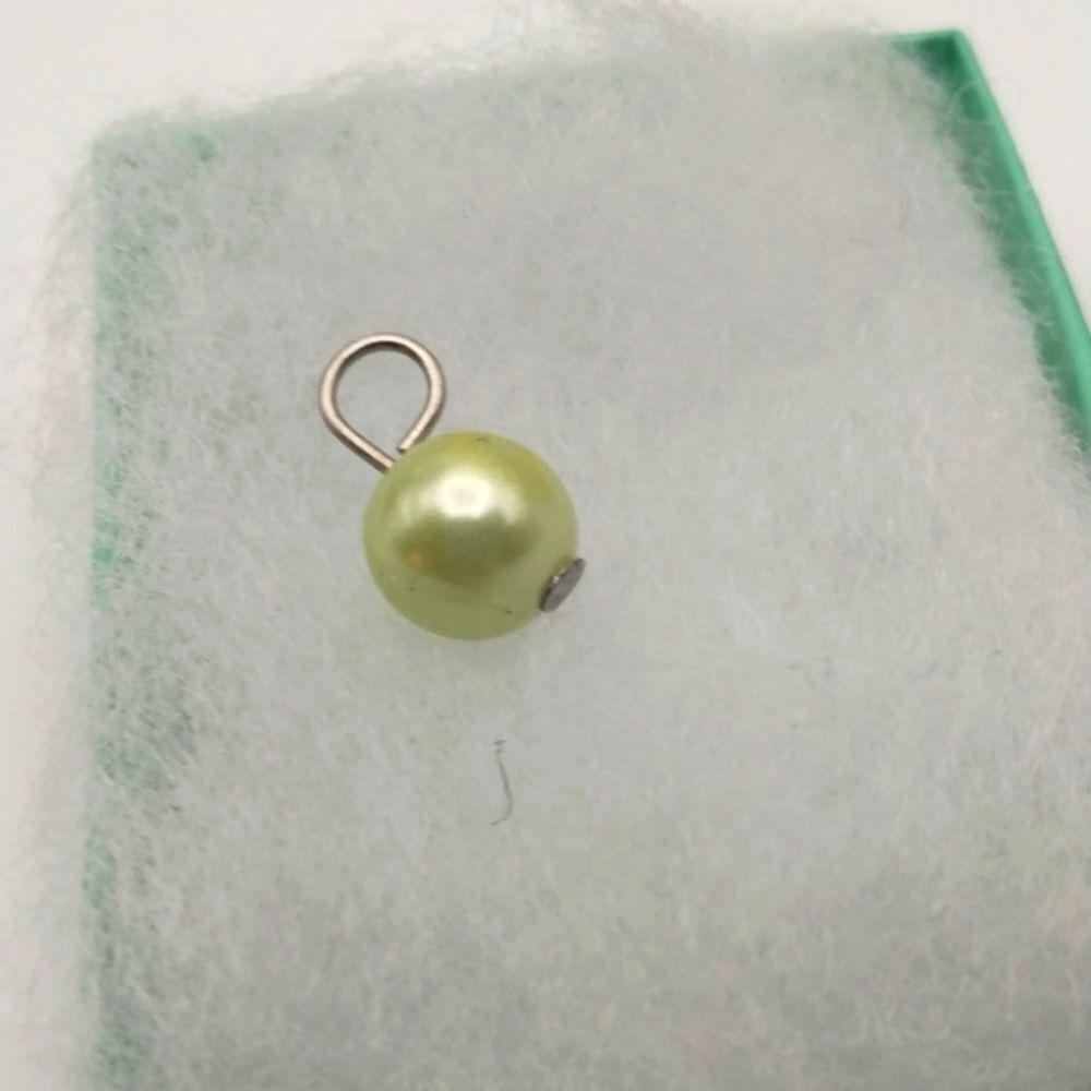 Pastel green Edwardian‎ grace charm